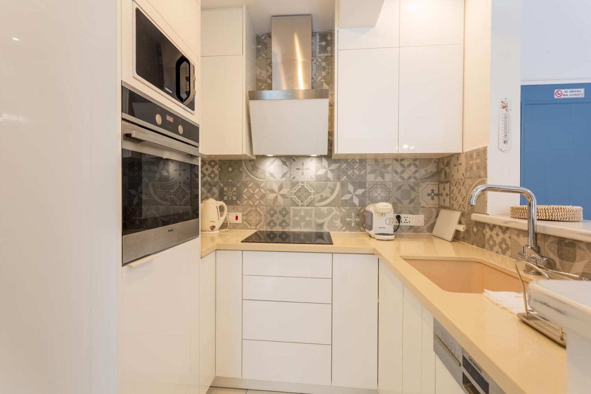 Regina Gardens Lovely Apartment Paphos Exterior photo